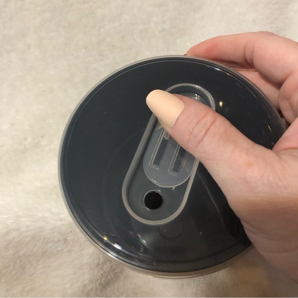 FINAL SALE- LEAVING CLOSET- NO FURTHER DISCOUNTS - Picture 6 of 6